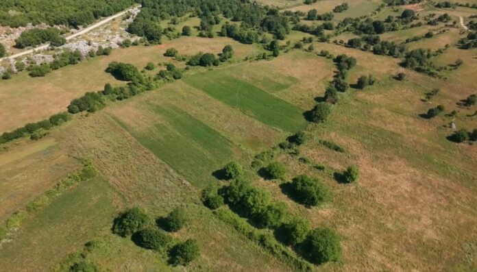 fotovoltaiko limnia1