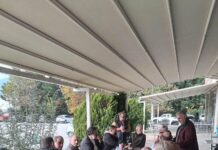 Τα στελέχη του ΠΑ.ΣΟ.Κ. έδωσαν και ζήτησαν στήριξη στο «μπλόκο» της Μουσθένης