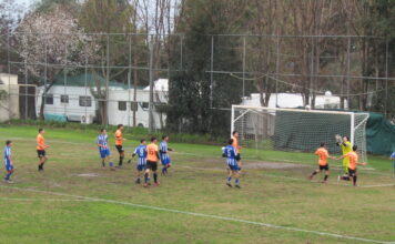 Στο εξωτερικό δεν θα έπαιζαν ποδόσφαιρο στο γήπεδο της Νέας Καρβάλης, οι ομάδες Κ19 του Α.Ο.Κ. και του Π.Α.Σ. Γιάννινα