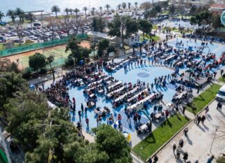 Οι Καβαλιώτες γιόρτασαν την Καθαρά Δευτέρα στην Καλαμίτσα και στο πάρκο του αρχαίου θεάτρου Φιλίππων