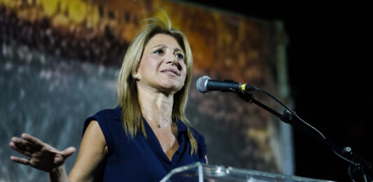 Ένα «κίνημα», η «ανοιχτή συνέλευση Καβάλας ενάντια στο έγκλημα των Τεμπών», απέναντι στο κόμμα που ΘΑ ιδρύσει η Μαρία Καρυστιανού