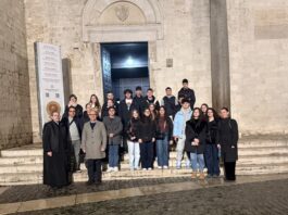 Μαθητές και μαθήτριες ήρθαν σε επαφή με τα μέλη της ελληνορθόδοξης κοινότητας της πόλης του Μπάρι