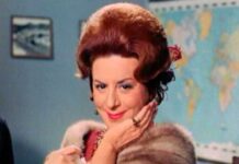 Η αγαπημένη ελληνική κωμωδία «Μία Πάστα Φλώρα» ζωντανεύει στην σκηνή του αμφιθεάτρου «Φρίξος Παπαχριστίδης» στην Ελευθερούπολη