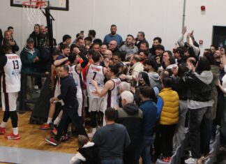 Ο Γ.Σ. Ελευθερούπολης νίκησε 66-65 τον Ιωνικό Ιωνίας, ισοφάρισε 2-2 στις νίκες και συνεχίζει με περισσότερη πίστη στα πλέι οφ