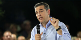 Ο Αλέξης (Τσίπρας) είναι δημιούργημα του «κομματικού σωλήνα». Και δεν μπορεί να είναι διαφορετικός πολιτικός σήμερα
