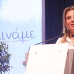 Είπε η Πυθία: «ἥξεις ἀφήξεις οὐκ ἐν πολέμῳ θνήξεις». Και επανέλαβε η Μαρία Καρυστιανού για την συμφωνία των Πρεσπών