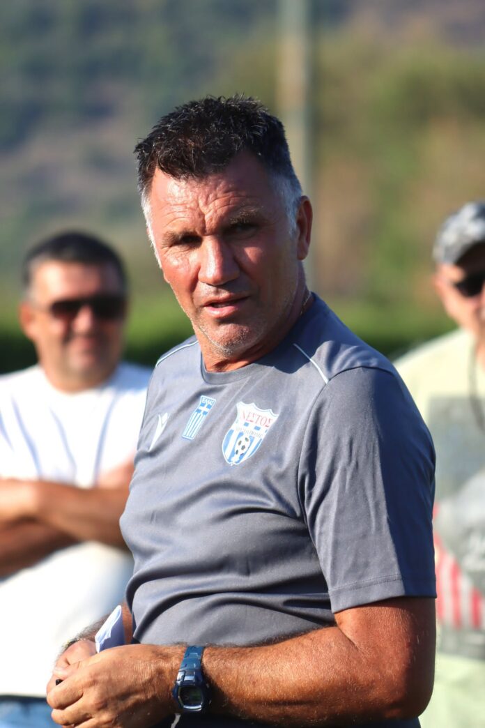nikos kechagias
