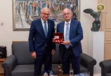 Η διοίκηση που δεν παράγει αποτέλεσμα, αλλά εικόνα!