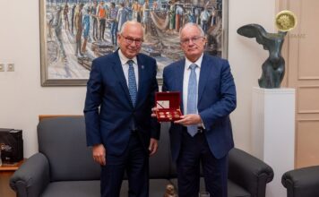 Η διοίκηση που δεν παράγει αποτέλεσμα, αλλά εικόνα!