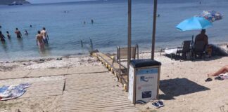 Στην κεντρικότερη παραλία στον Λιμένα Θάσου