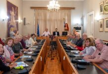 Ποιοι ήταν οι επισκέπτες από την Νυρεμβέργη, που τους υποδέχτηκαν ο αντιδήμαρχος πρασίνου, περιβάλλοντος, καθημερινότητας και ο πρόεδρος του δημοτικού συμβουλίου;