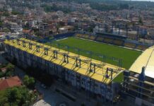 Πρέπει να απαγορευτούν οι προπονήσεις των ακαδημιών ποδοσφαίρου στο «Βερούλειο» γήπεδο. Και να γίνει η ποδοσφαιρική έδρα του Α.Ο.Κ. για τα επόμενα 20 έτη