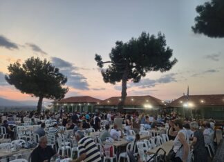 Στον Άγιο Χριστόφορο κερνάνε λικέρ και διασκέδαση!