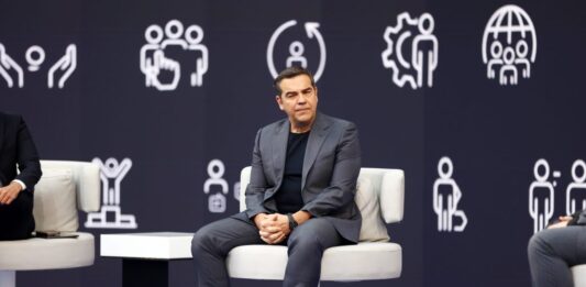Αν δεν υπήρχε ο Αριστοτέλης Ωνάσης, Αλέξη καρντάσι, θα είχε η Ελλάδα το 2026 στην λίστα Forbes πάνω από είκοσι δισεκατομμυριούχους;