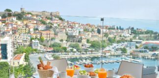 Η βραχυχρόνια μίσθωση συμβάλλει στην «τουριστική αναρχία». Στην Καβάλα πρέπει να χτιστούν καινούργια ξενοδοχεία