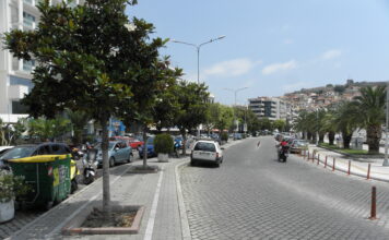 Μήπως ήρθε το «πλήρωμα του χρόνου» να ασφαλτοστρωθεί η παραλιακή οδός στο τμήμα των κυβόλιθων;